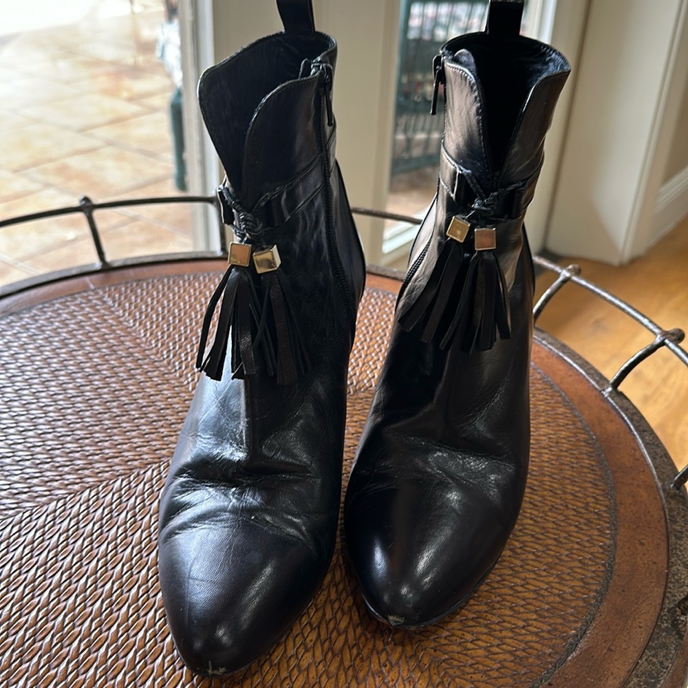 Heyraud ankle booties- Paris company bought in Paris!